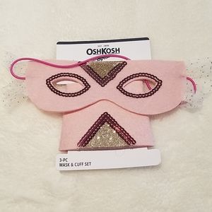 OshKosh Bgosh Mask & Cuff Set